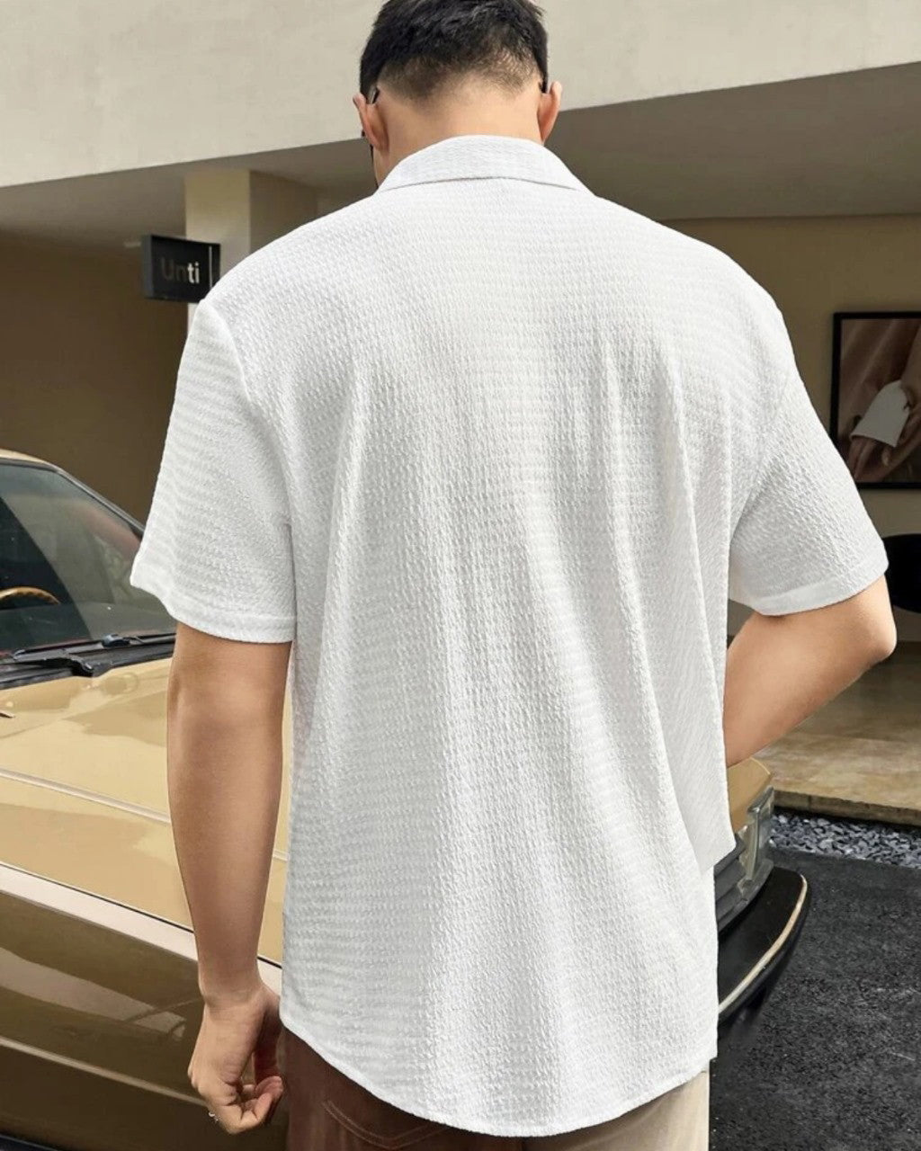 White Colour Men Casual Wear Cotton Structured Shirt