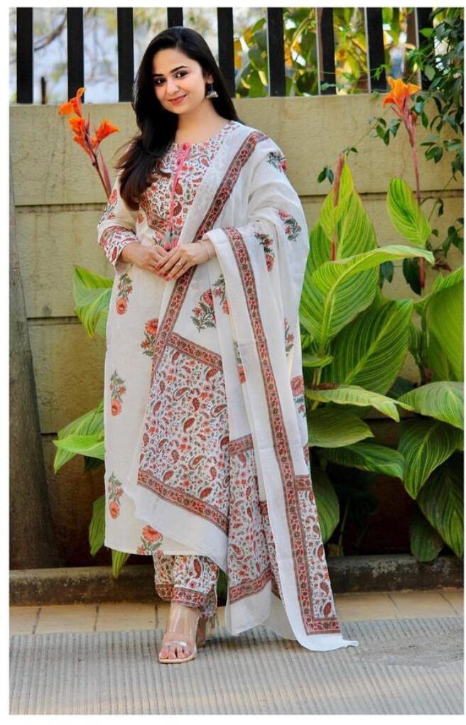 Women White Floral Print Pure Cotton Kurta with Trouser with Dupatta