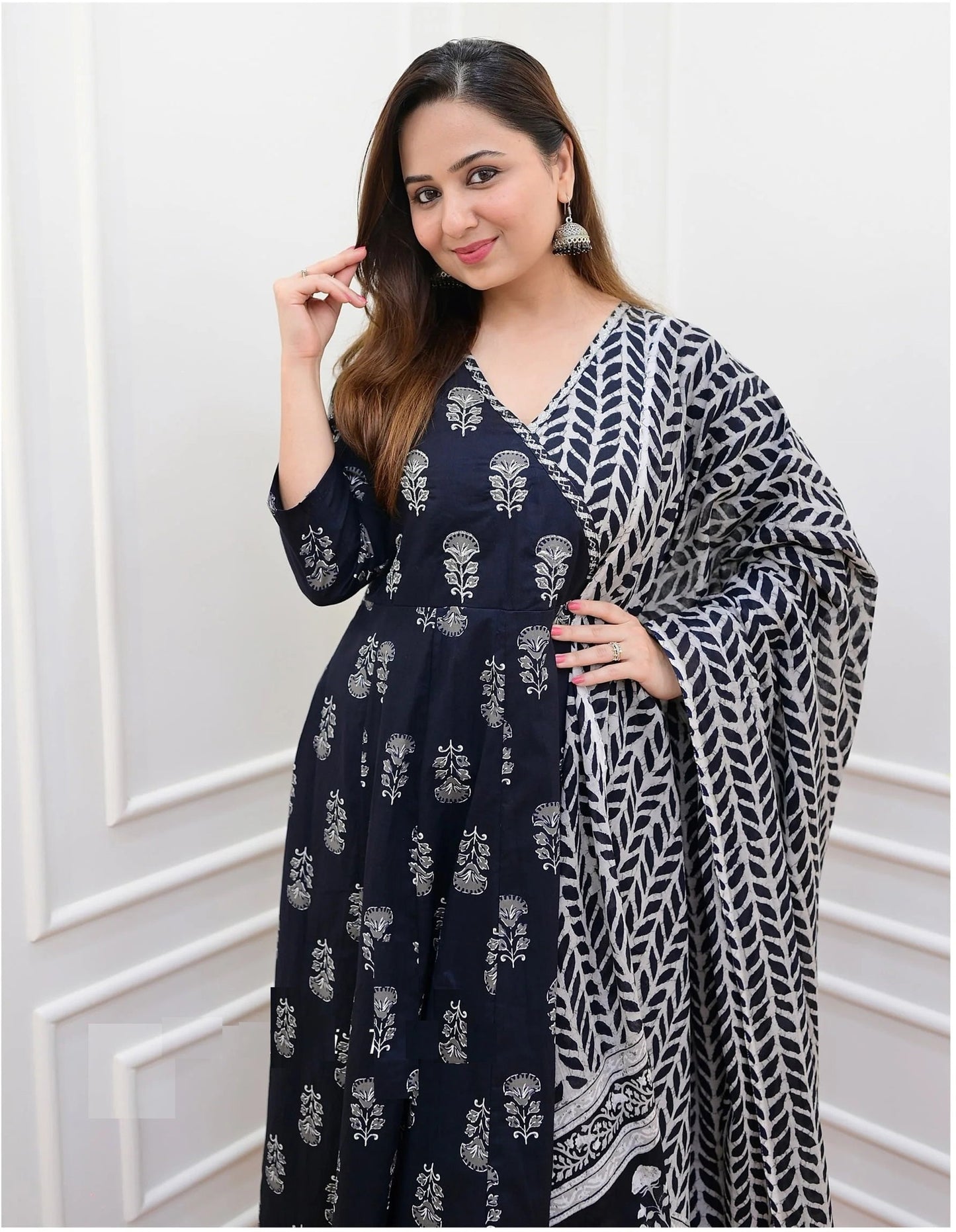 Women Block Printed Kurta Set with Dupatta In Black Color