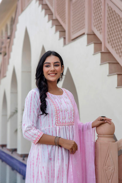 Women Embroidery Kurta and Pant Set with Dupatta in Pink