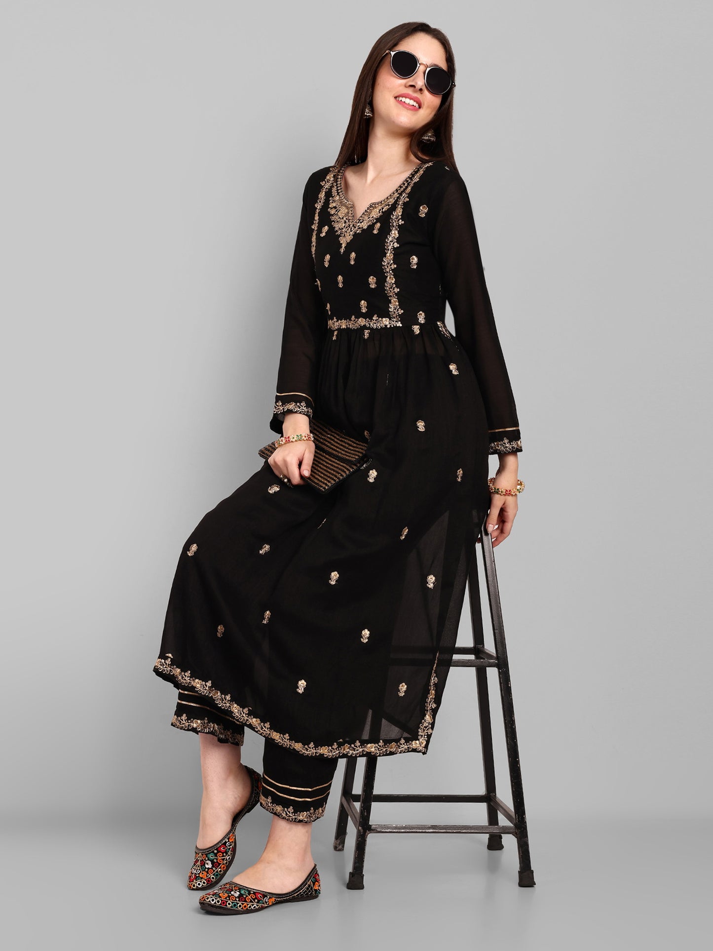 Women Embroidered Vichitra Silk kurta Pant set in Black Color