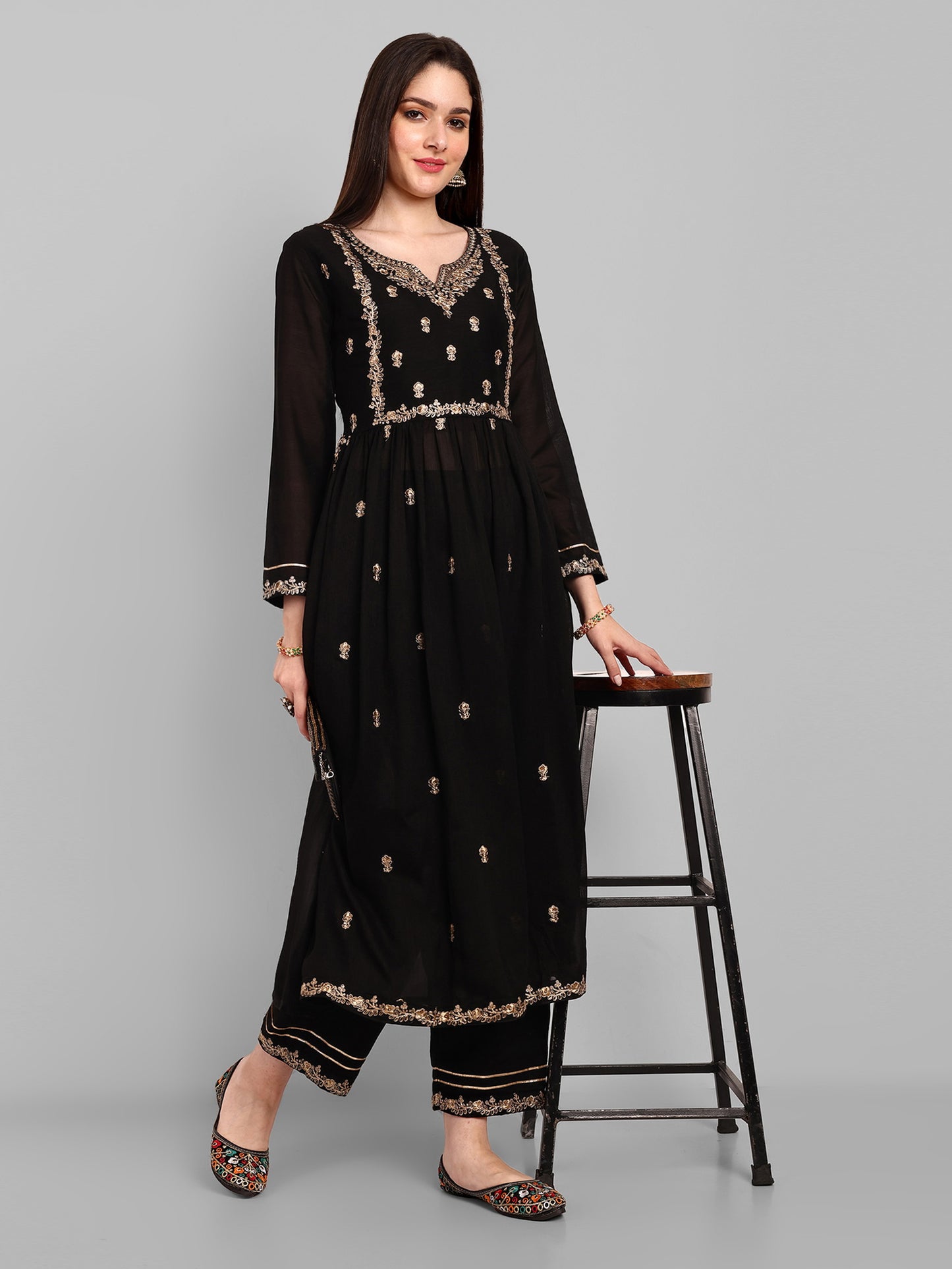 Women Embroidered Vichitra Silk kurta Pant set in Black Color