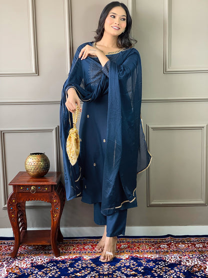 Women Embroidered Rayon Slub Straight Kurta With Pant Dupatta Set