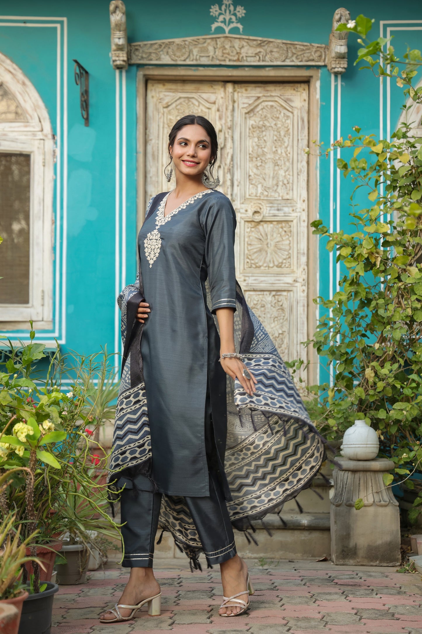 Floral Embroidered V-Neck Aari Work Straight Kurta with Trousers and Dupatta