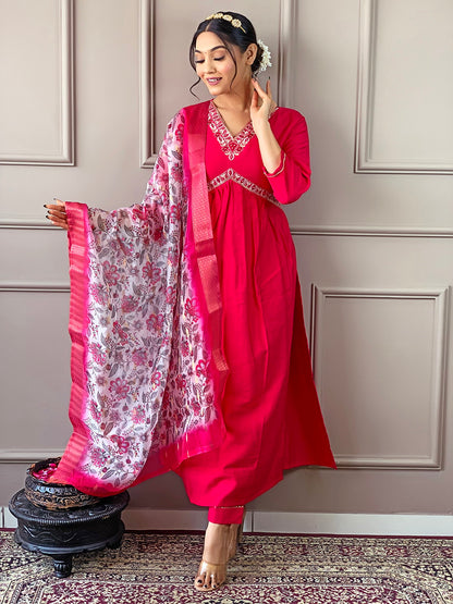 Alia Designe  Kurta set with Knee Bottom Pant and Floral Dupatta