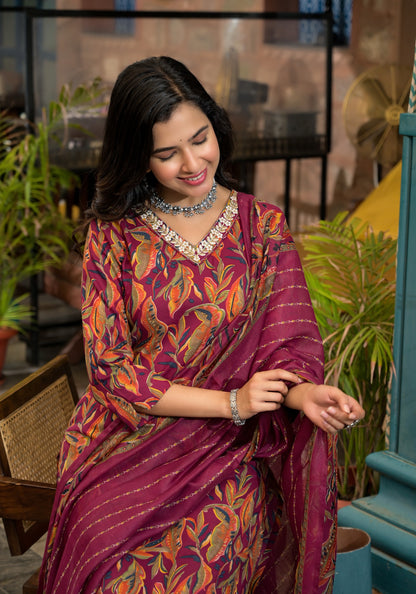 Women Floral Printed Kurta  With Pant and dupatta