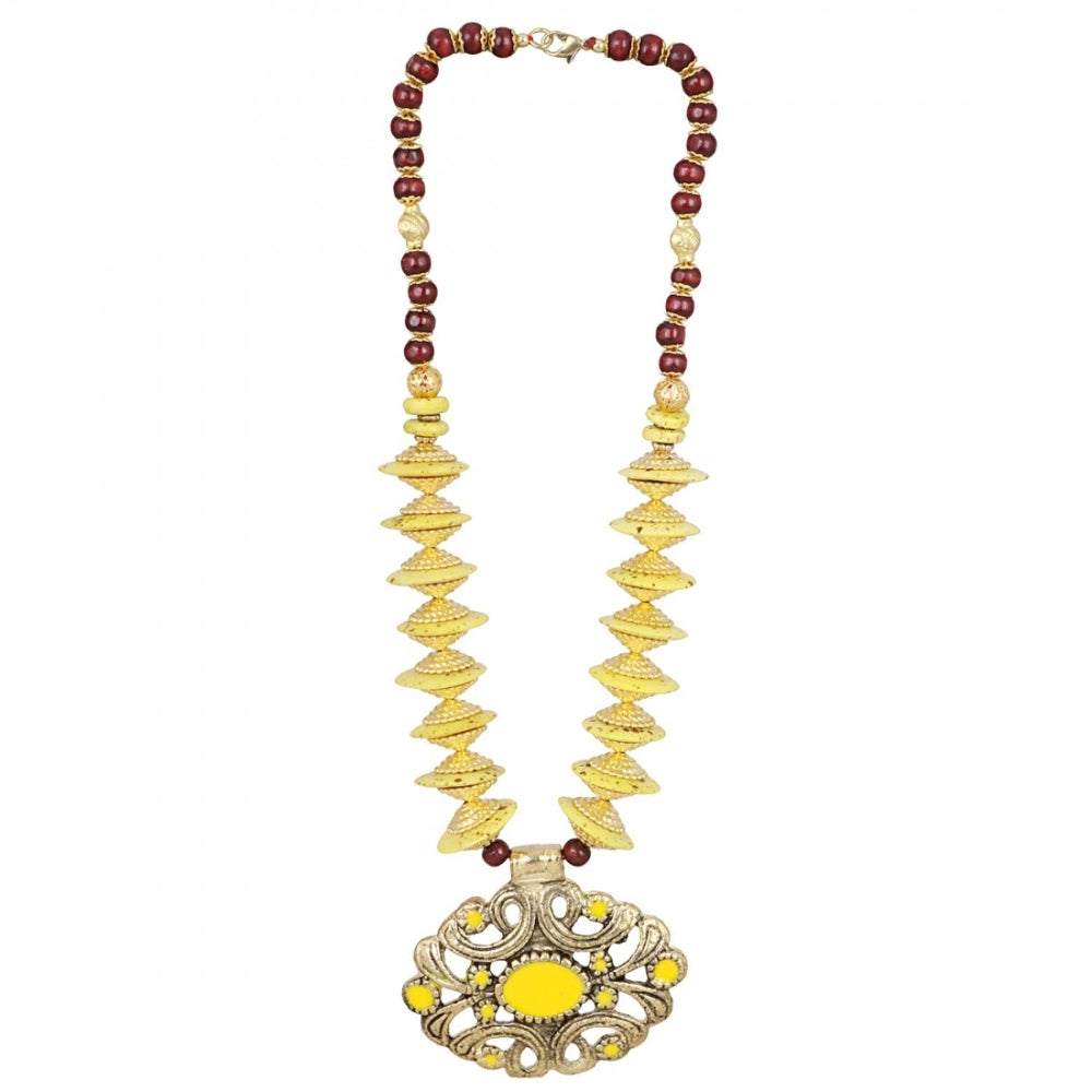 Generic Women's Designer Yellow and Golden Beads Necklace (Color: Yellow)