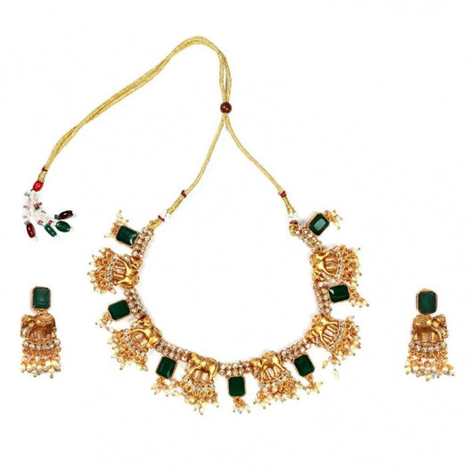 Generic Women's Gold Plated Necklace and Earrings Set with Mang Tikka (Green, Free Size)