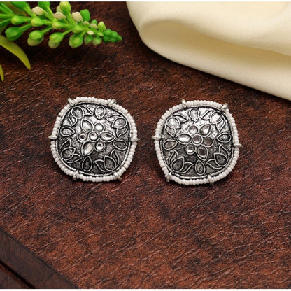 Generic Women's Silver Color Oxidised Stud Earrings