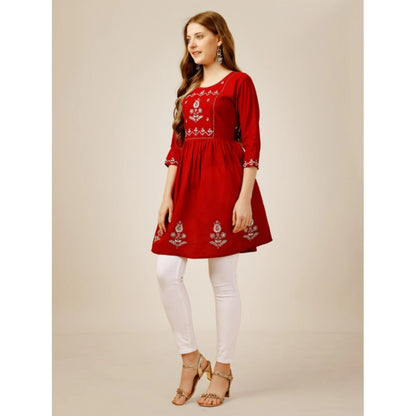 Women's Casual 3-4 th Sleeve Embroidered Rayon Tunic Top (Red)