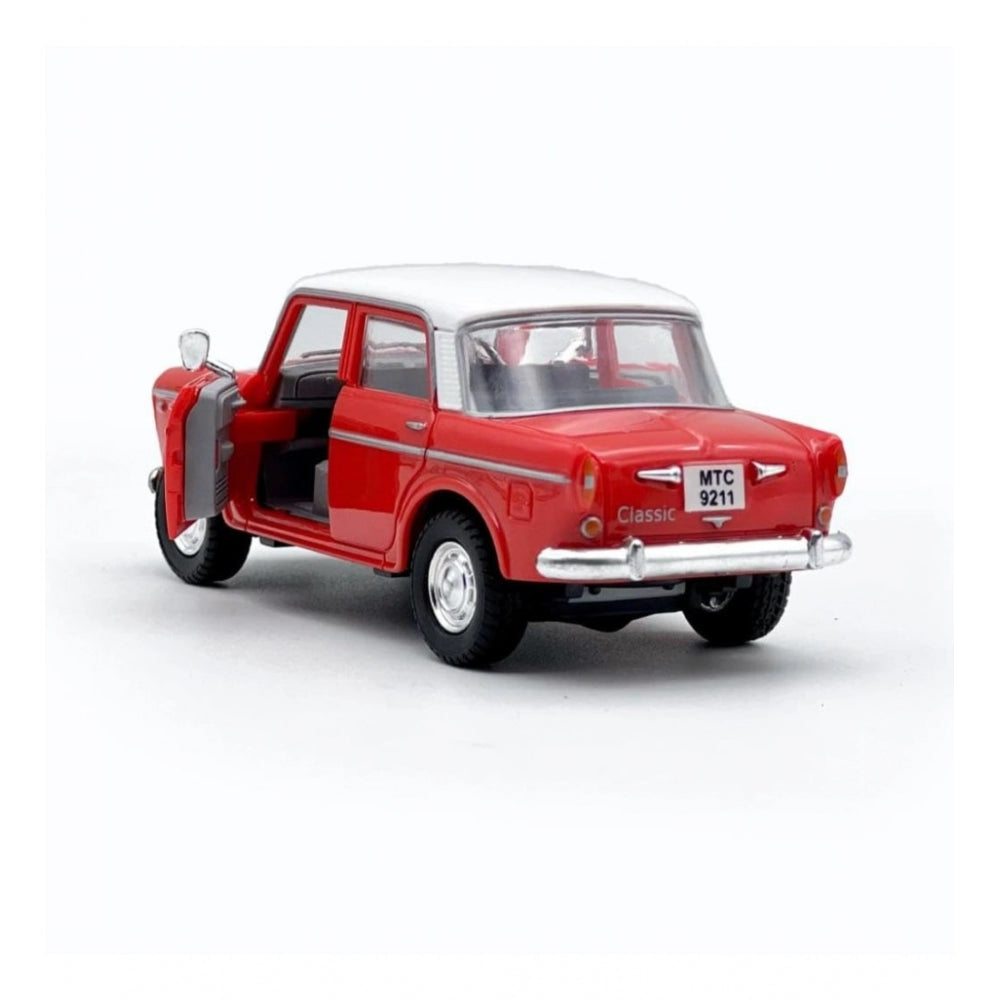 Plastic Toy Model Fiat Openable Doors Pull Back Action Collectible Car (Red)